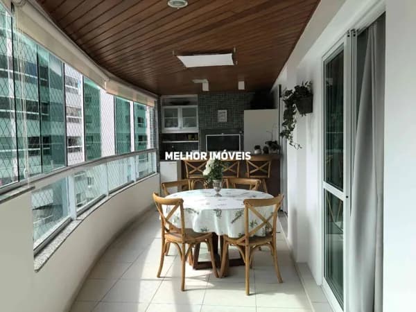 Apartamento à venda no Residencial Velas ao Mar em Balneário Camboriú.