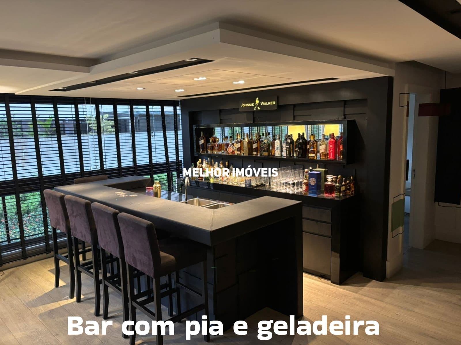 Apartamento Garden á venda no coração de Florianópolis no Edifício Orlando Becker.