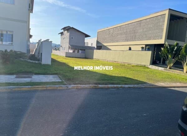 Terreno em Condomínio Caledônia pronto para construir em Camboriú - SC