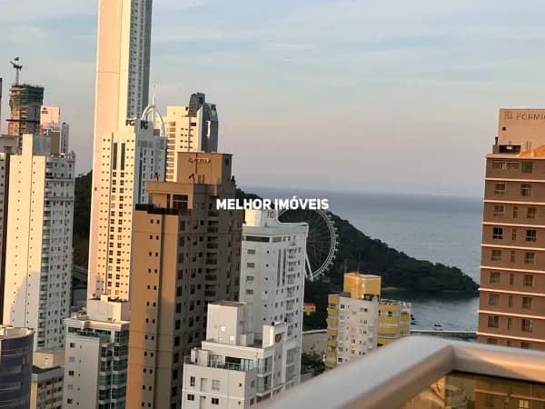 Cobertura Duplex nova á venda com 5 suítes e 6 vagas de garagem localizada em Balneário Camboriú