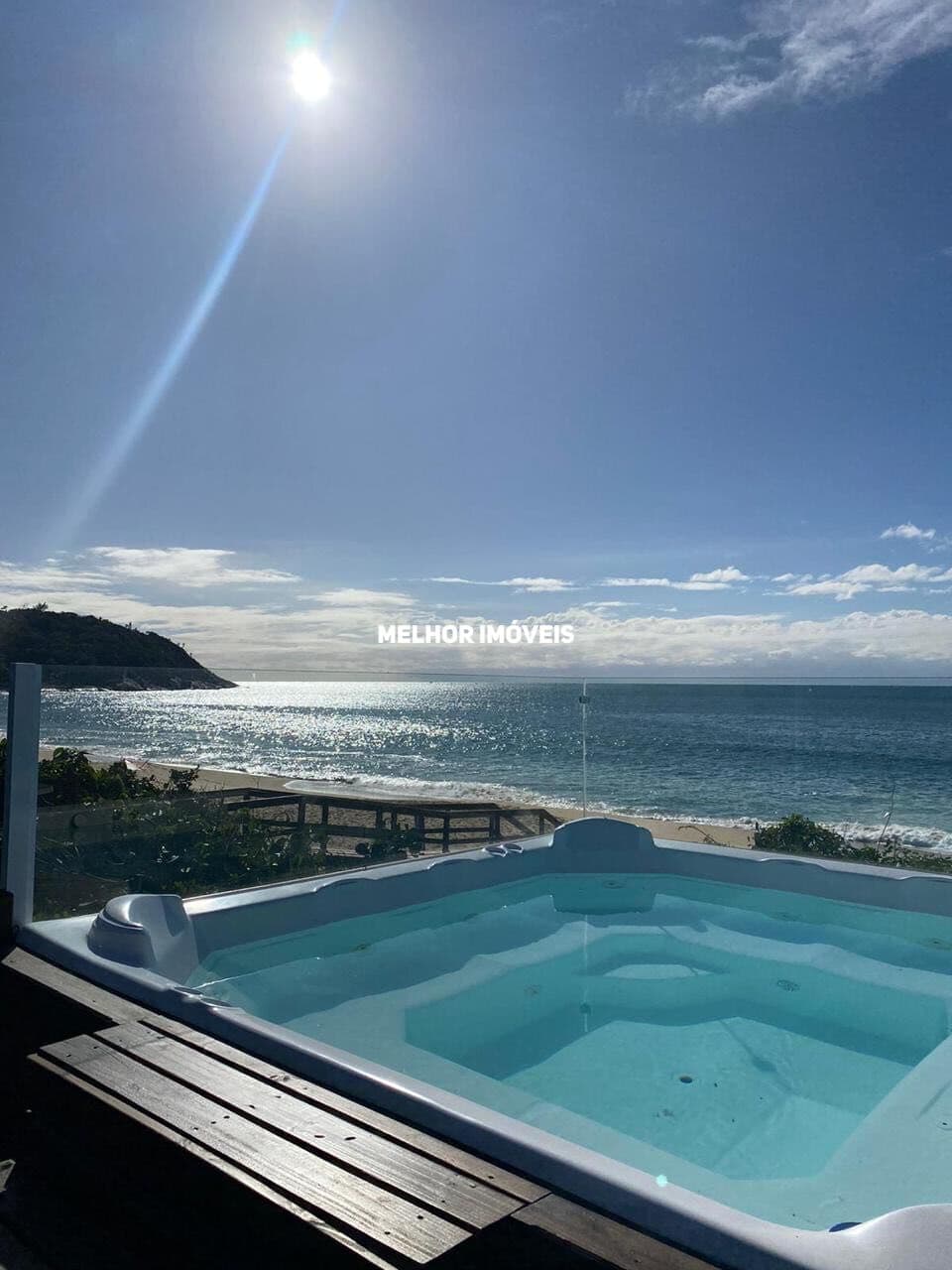 Casa Alto Padrão á venda mobiliada com vista mar 4 suítes 4 vagas Balneário Camboriú