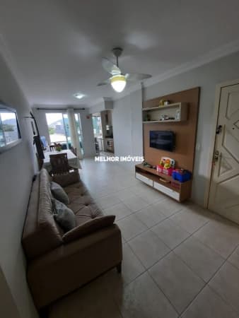 Apartamento Semi Mobiliado á Venda com 02 Dormitórios sendo 01 Suíte localizado no Bairro Santa Terezinha em Camboriú - SC