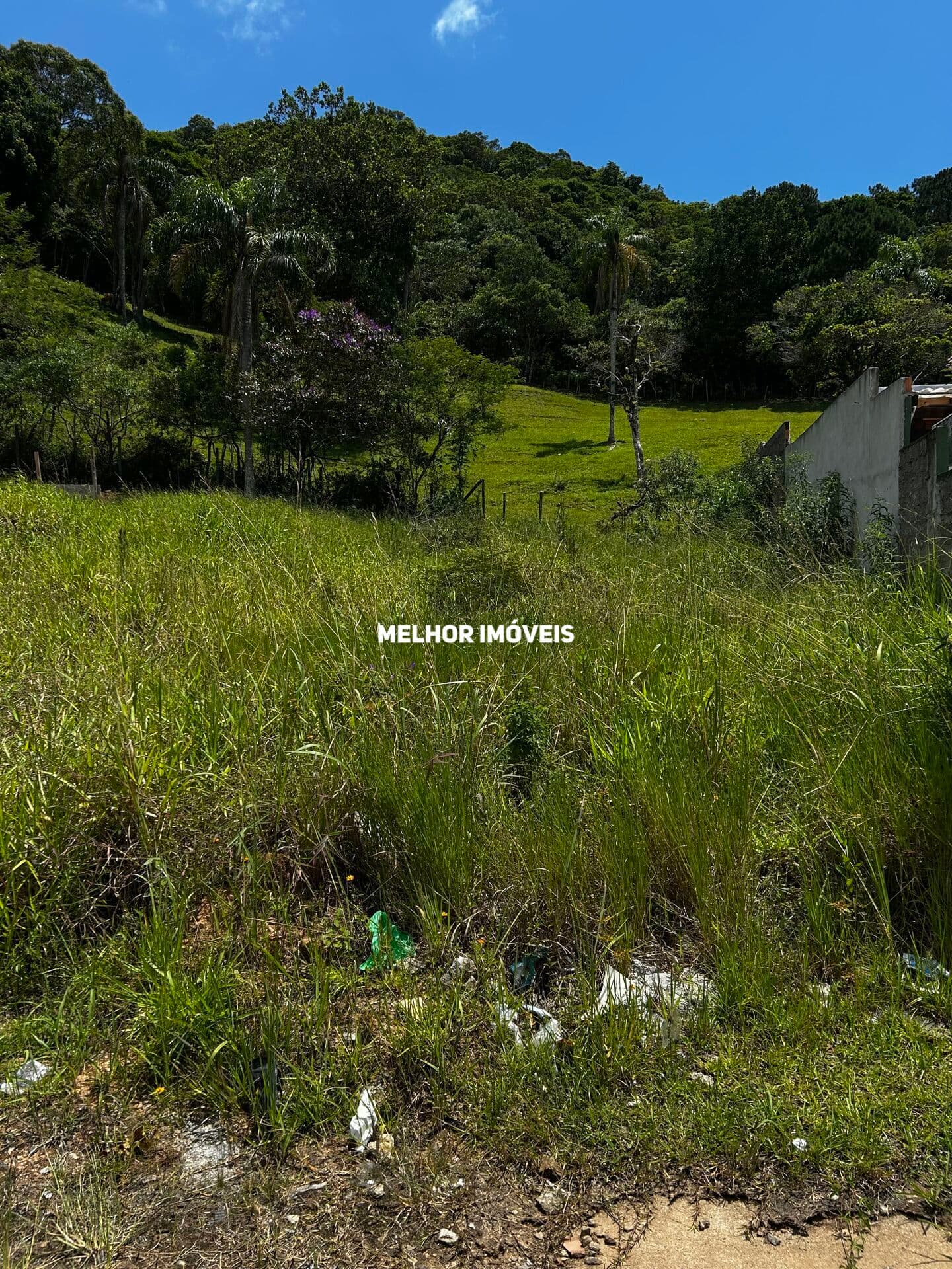 Terreno em Loteamento no Bairro da Barra em Balneário Camboriú- SC