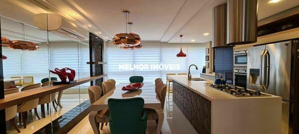 Apartamento com Vista Mar à Venda com 03 Suítes, Mobiliado, Decorado e Equipado Localizado 2 Quadra do Mar em Balneário Camboriú - SC