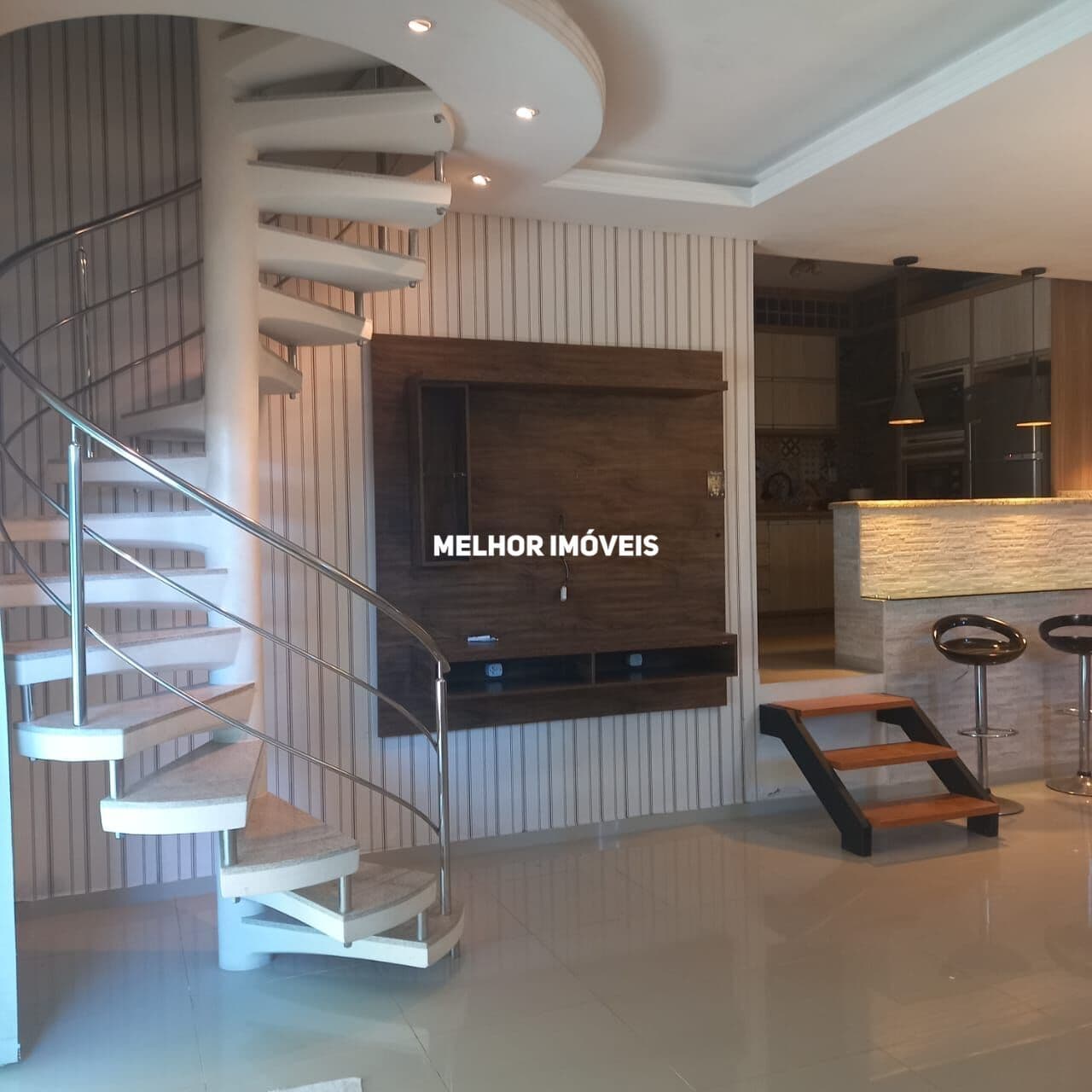 Sobrado a venda com 180 m² no Santa Regina em Itajaí.