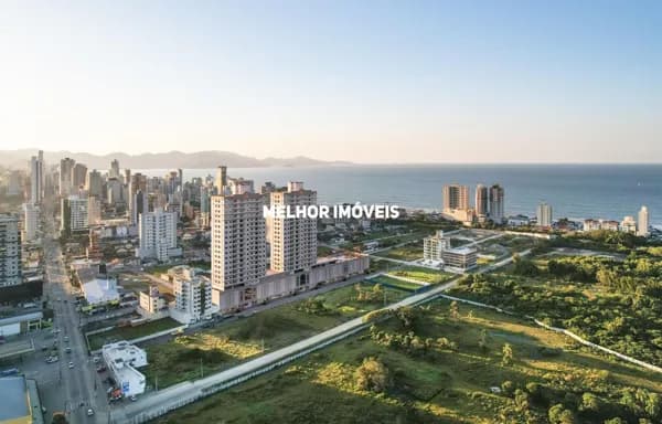 Apartamento Padrão no Edifício Artis Home Club