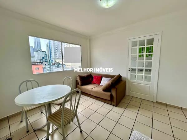 Apartamento com 01 Dormitório à venda no centro de Balneário Camboriú -SC