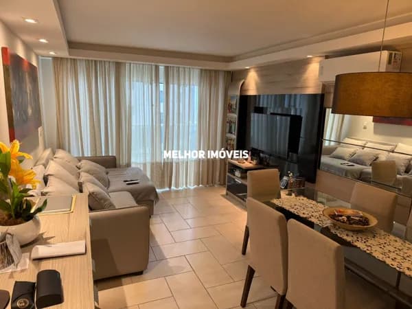 Apartamento a venda na quadra mar com vista mar em Balneário Camboriú.