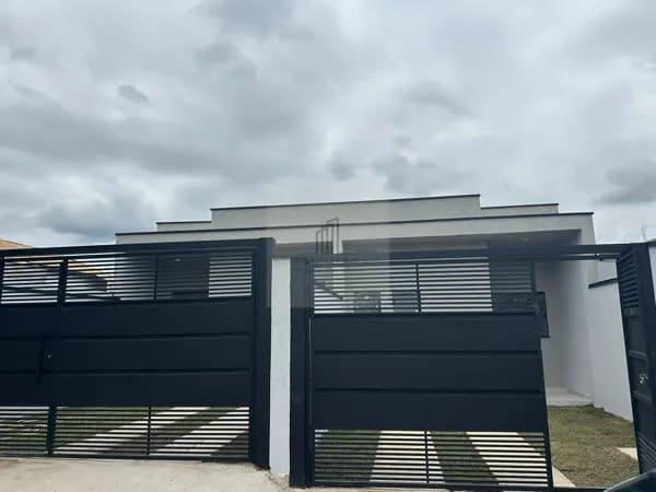 Casa em Taubaté - Residencial Estoril