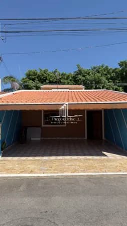 Casa de Condomínio em Taubaté - Quiririm