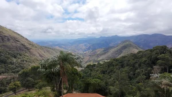 Lote/Terreno em Santa Teresa - Centro