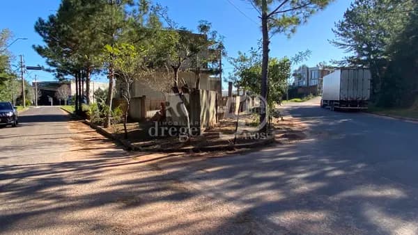 Sala Comercial e Apartamento