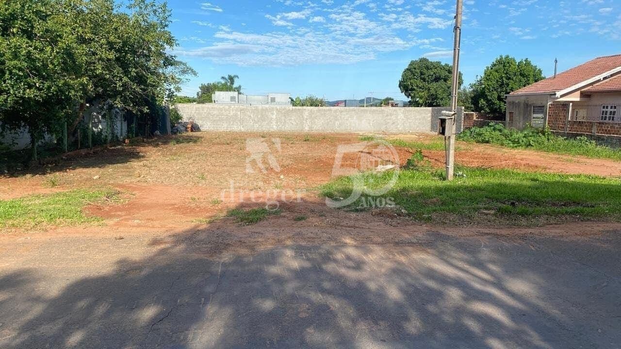 Terreno plano pronto para construir!