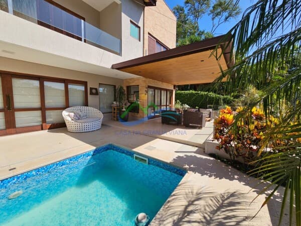 Casa de Condomínio em Carapicuíba - Golf Village