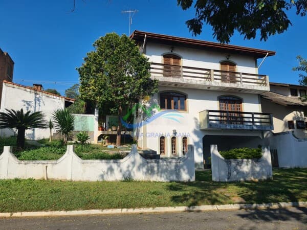 Casa em Condomínio