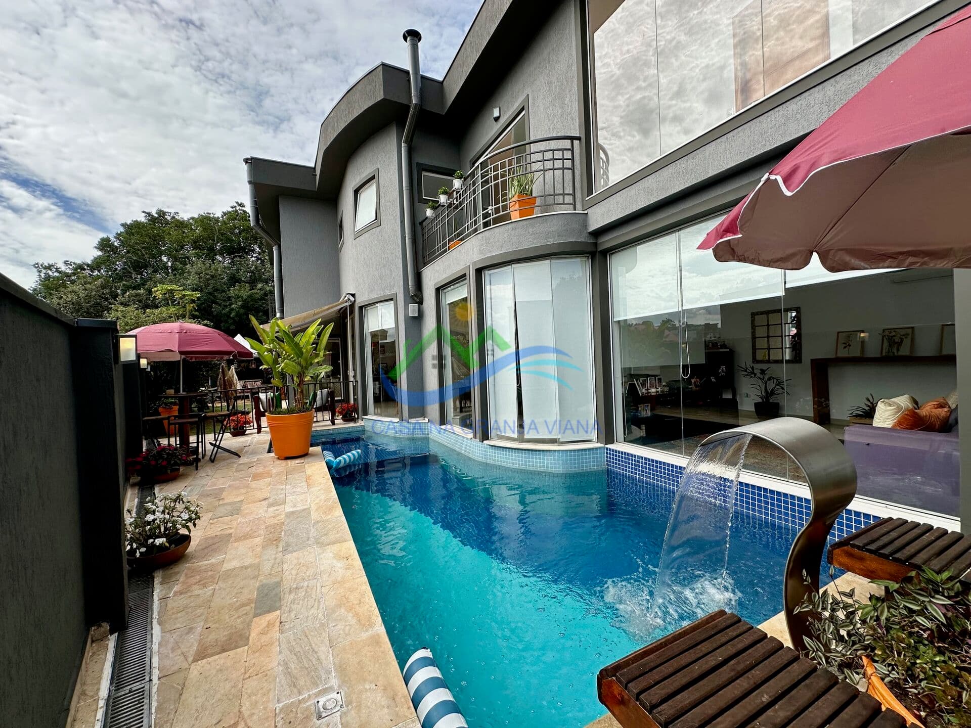 Casa de Condomínio em Carapicuíba - Golf Village