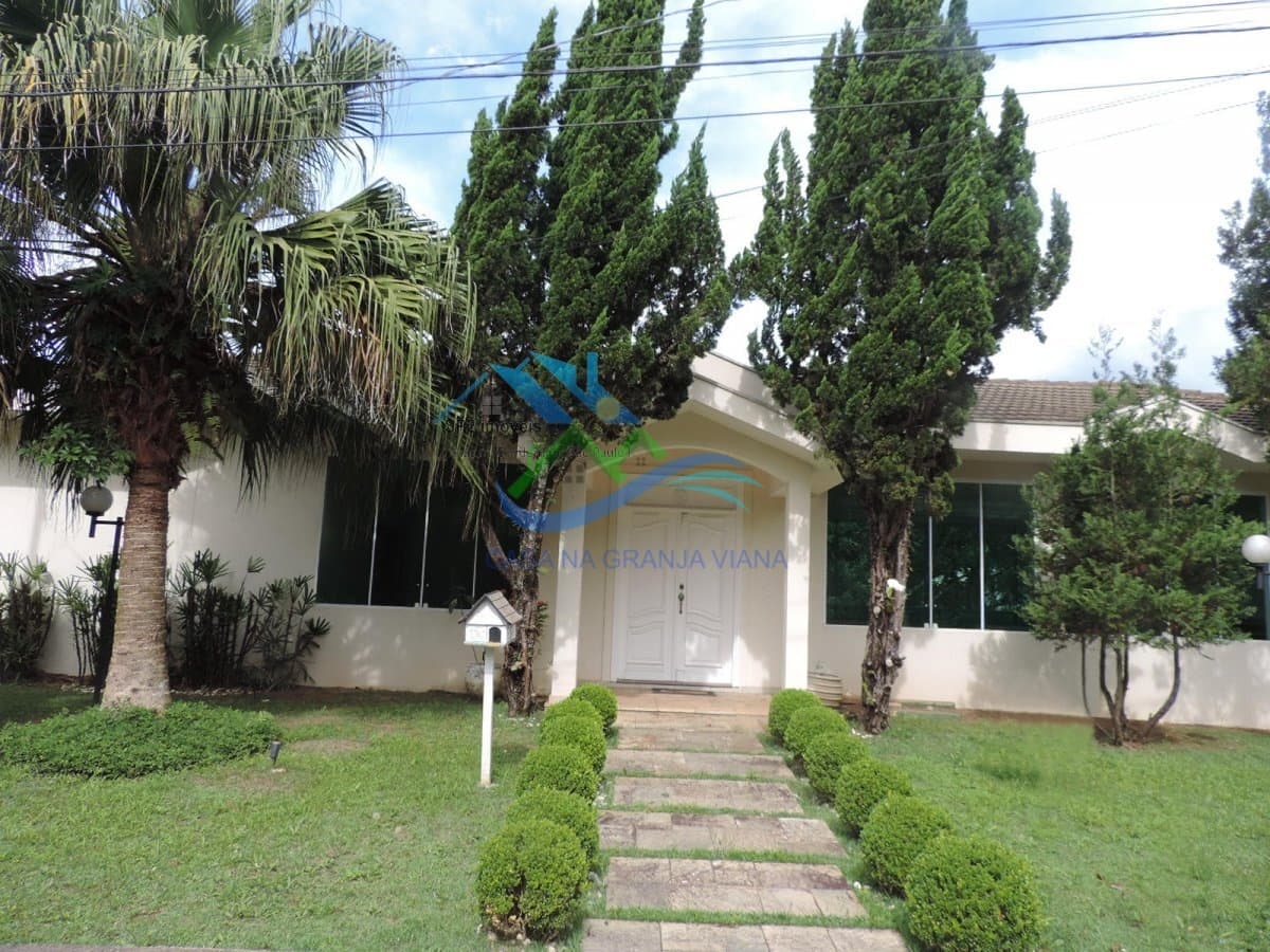 Casa Térrea para Venda e Aluguel em Granja Viana II Cotia-SP