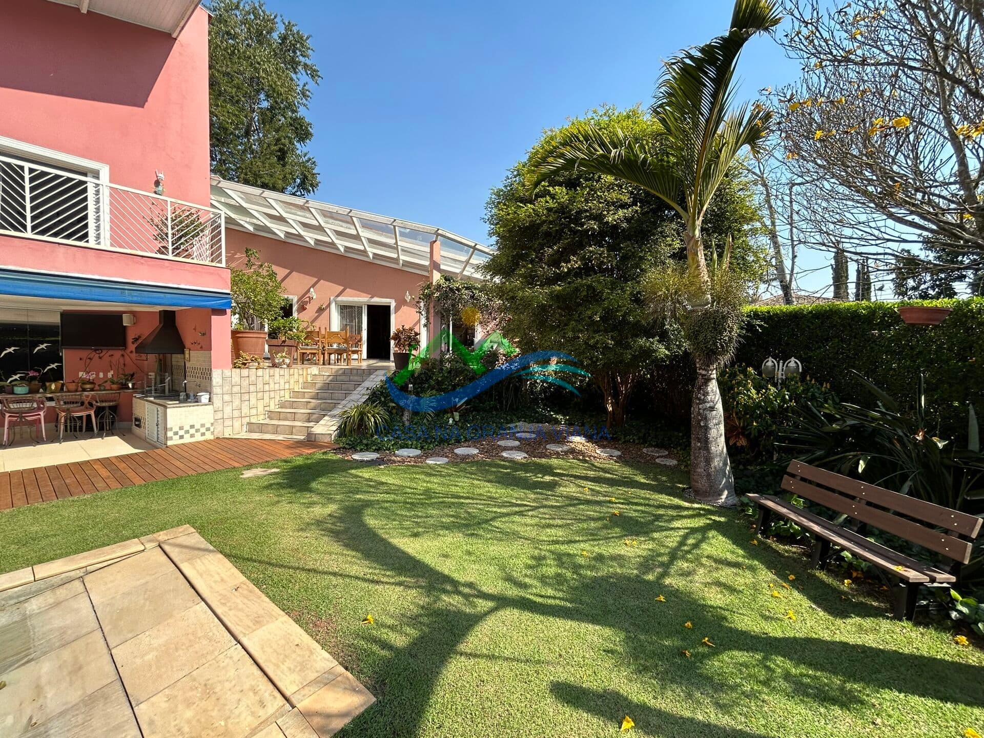 Casa de Condomínio em Carapicuíba - Recanto Inpla