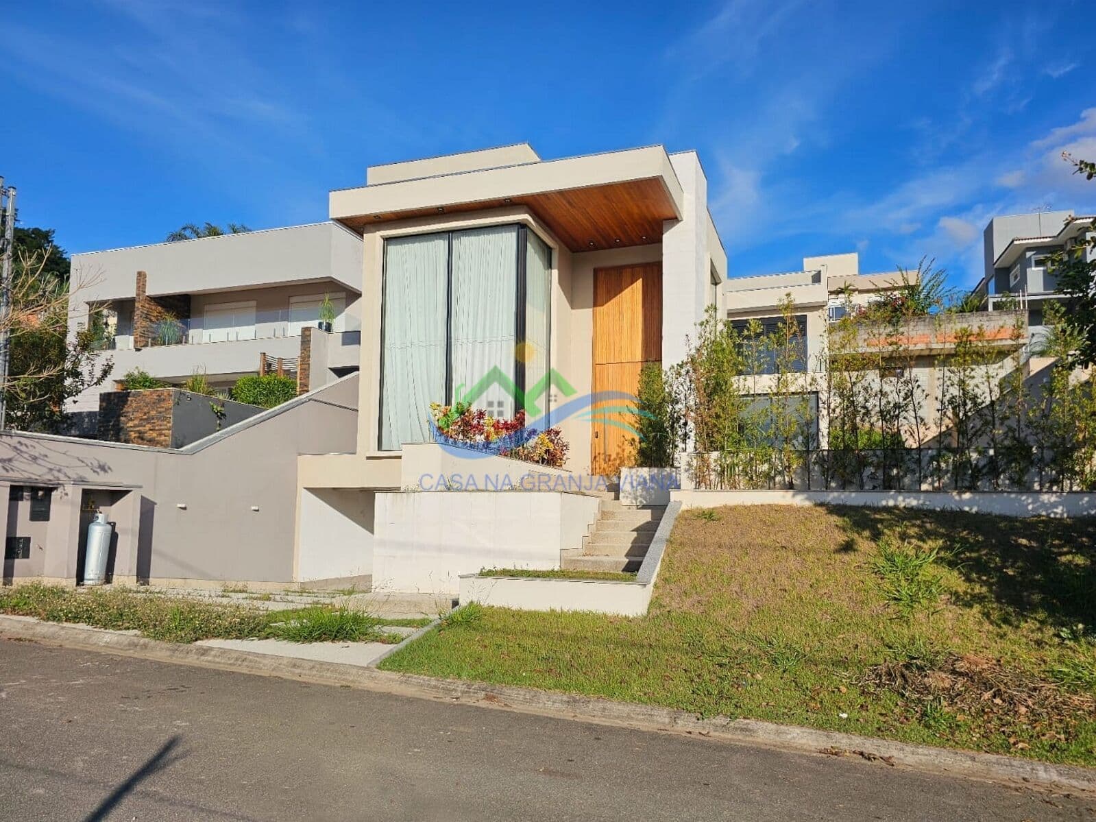 GRANJA VIANA - GOLF VILLAGE