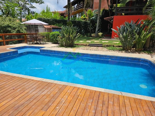Casa de Condomínio em Carapicuíba - Chácara dos Lagos
