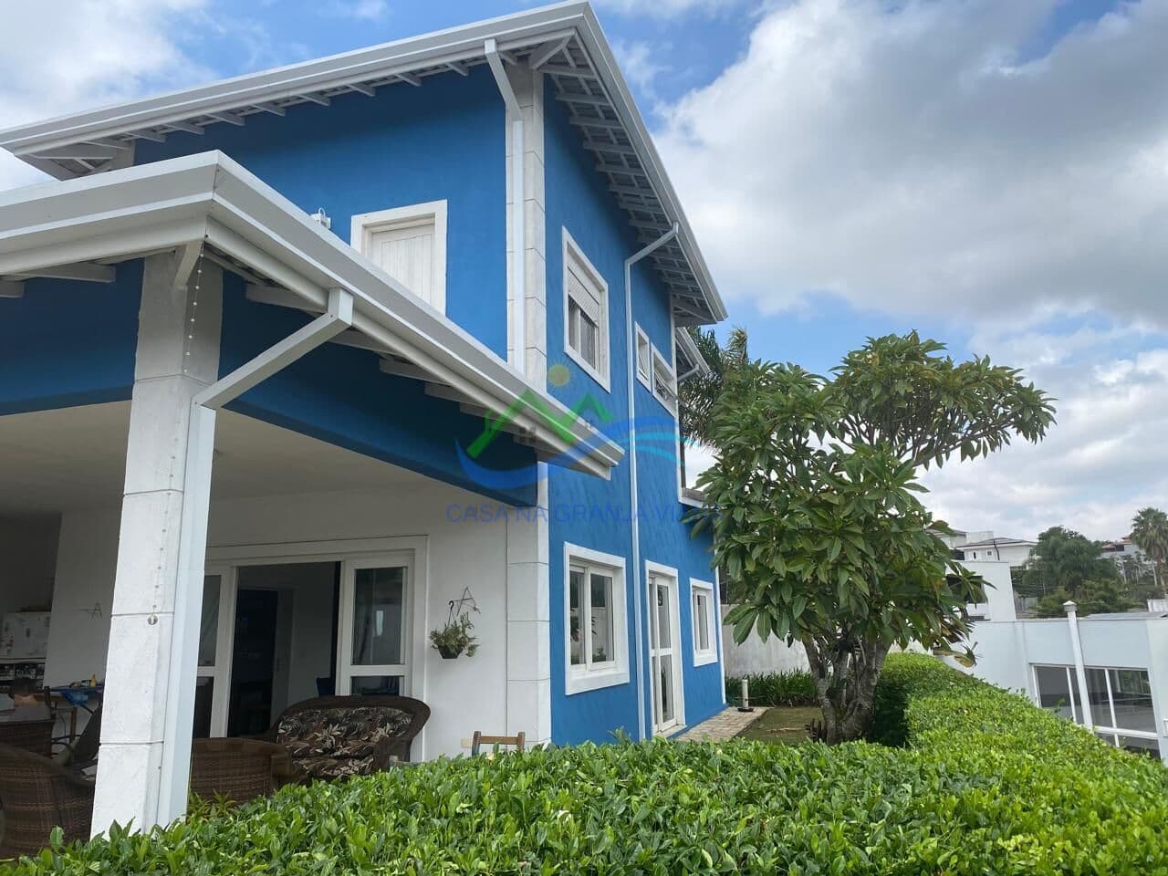 Casa em Condomínio para Venda em Golf Village Carapicuíba-SP
