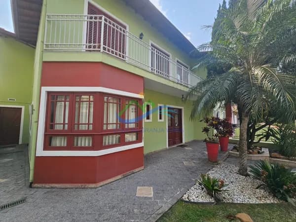 Casa de Condomínio em Cotia - São Paulo II