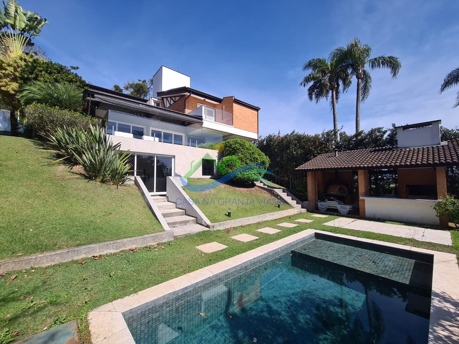 Casa de Condomínio em Carapicuíba - Recanto Inpla