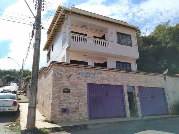 Casa à venda em João Monlevade/MG