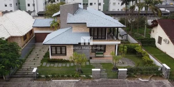 Casa no Centro em Tijucas