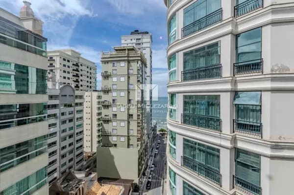 Apartamento Cobertura Duplex em Meia Praia, Itapema/SC