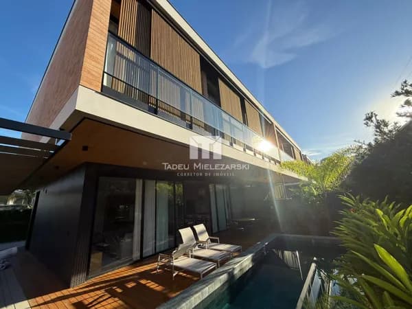 Casa em Praia do Estaleiro, Balneário Camboriú/SC