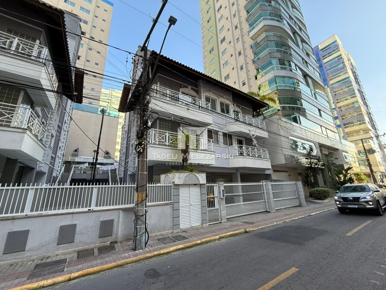 Apartamento em Meia Praia, Itapema/SC