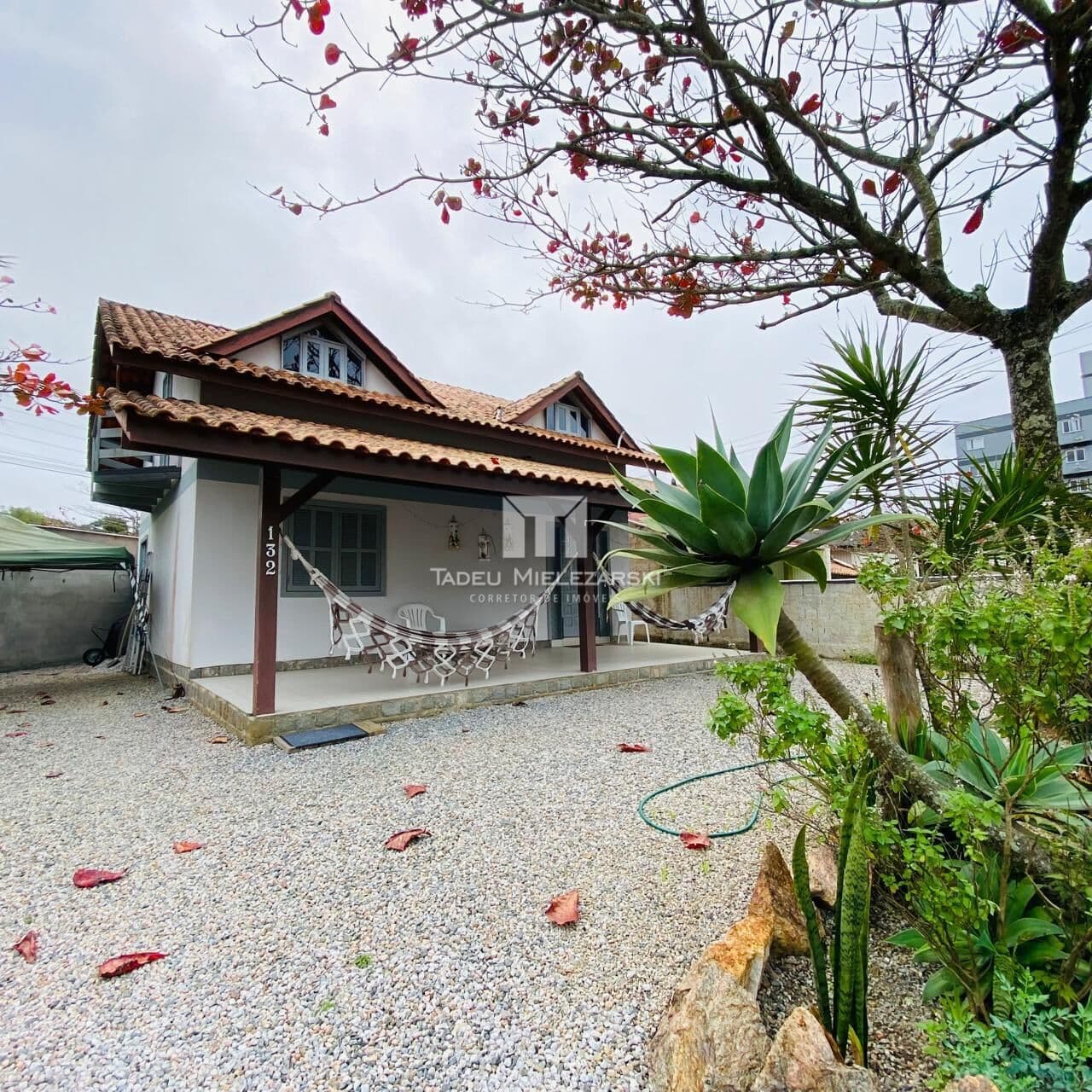 Casa em Vila Nova, Porto Belo/SC