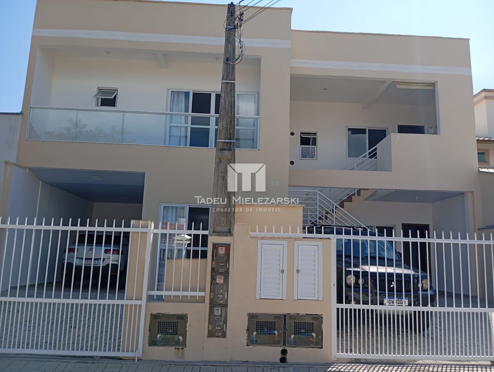 Apartamentos mais Sobrado geminado