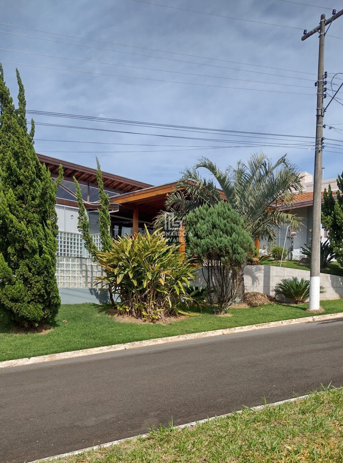 Casa de alto padrão (300 m²) à venda no Centro – Águas de Lindóia, SP