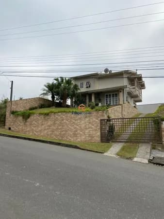 Casa no Loteamento Bruschal em Brusque