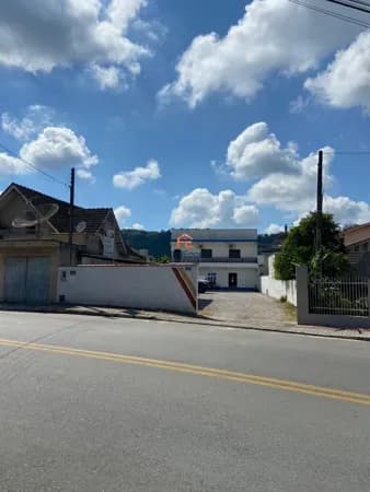 Galpão Comercial no bairro Santa Terezinha