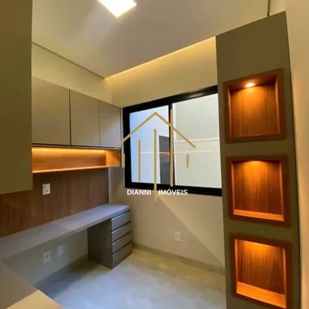Casa à venda no Condomínio Damha 6