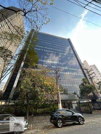 ALUGO | Laje Comercial 571,70 m² em Predio Moderno Retrofitado em Pinheiros ao Lado da Av Faria Lima e Av Reboucas