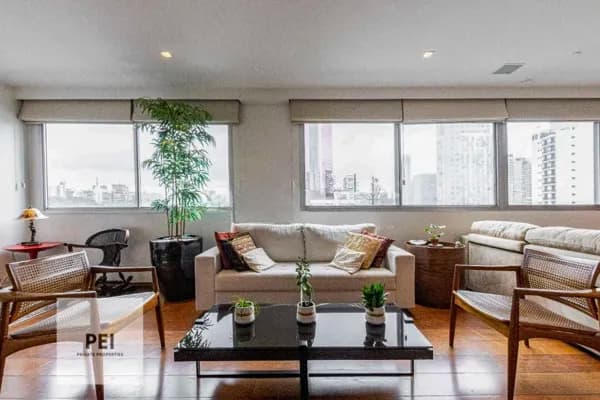 Apartamento de 126m2, excelente planta e vista no melhor do Baixo Pinheiros