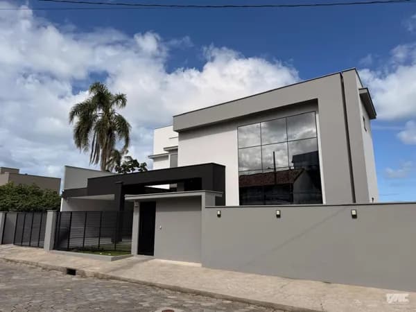 Casa Alto Padrão em Ubatuba, São Francisco do Sul/SC