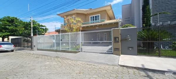 Casa Alto Padrão em Prainha, São Francisco do Sul/SC