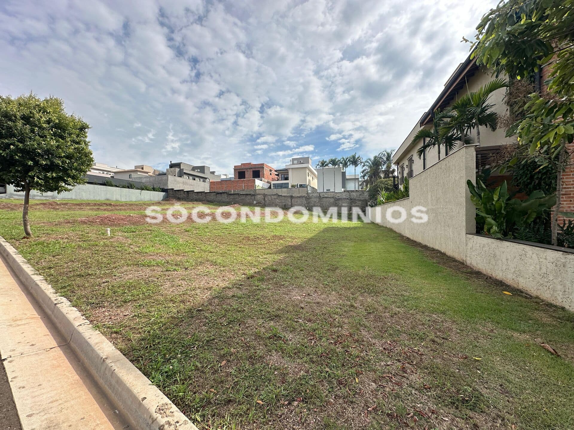 Terreno a venda em condomínio. Condomínio Damha 2 em Piracicaba/SP