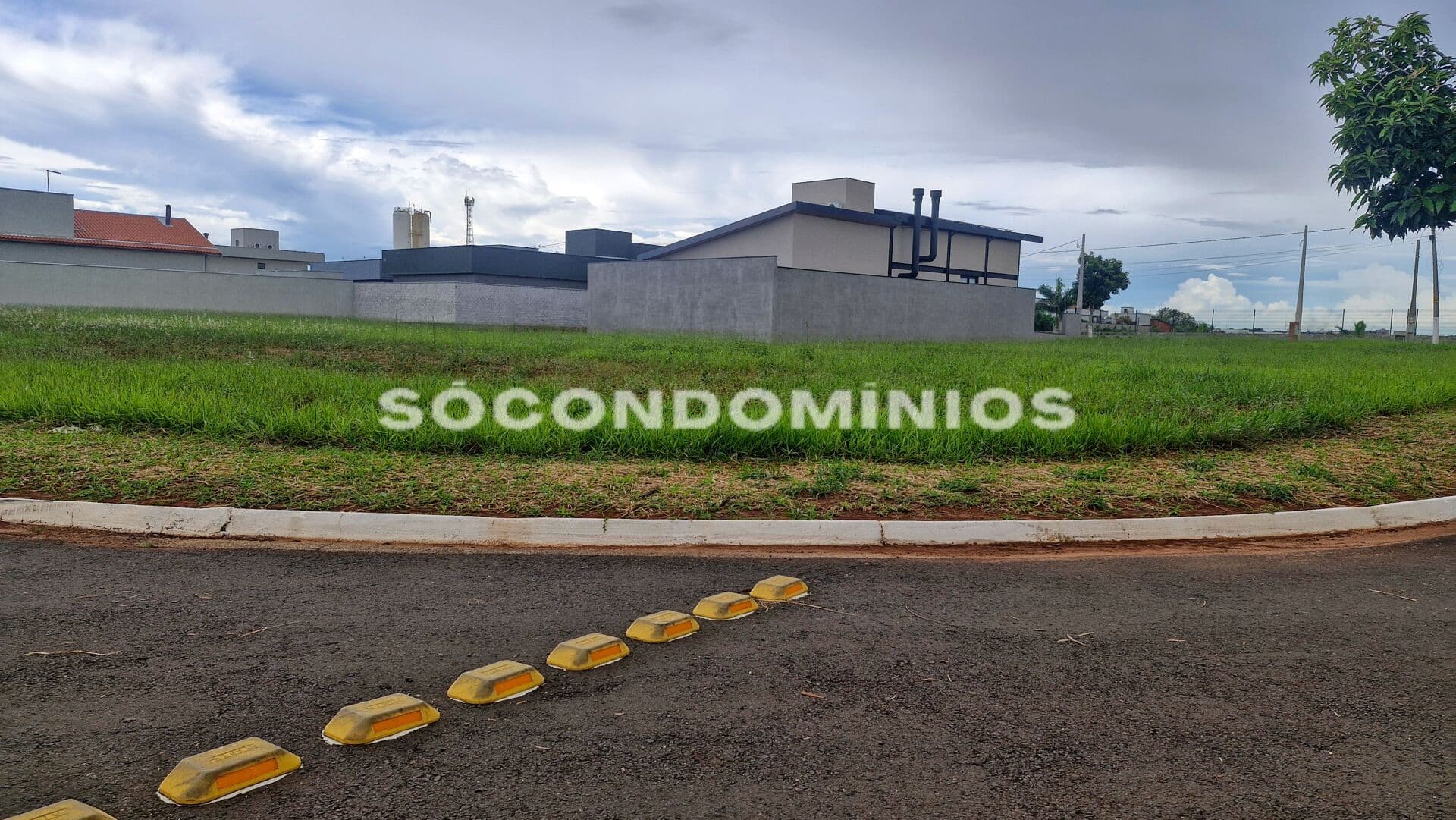 Terreno á venda no Novo Campestre. Condomínio fechado em Piracicaba SP
