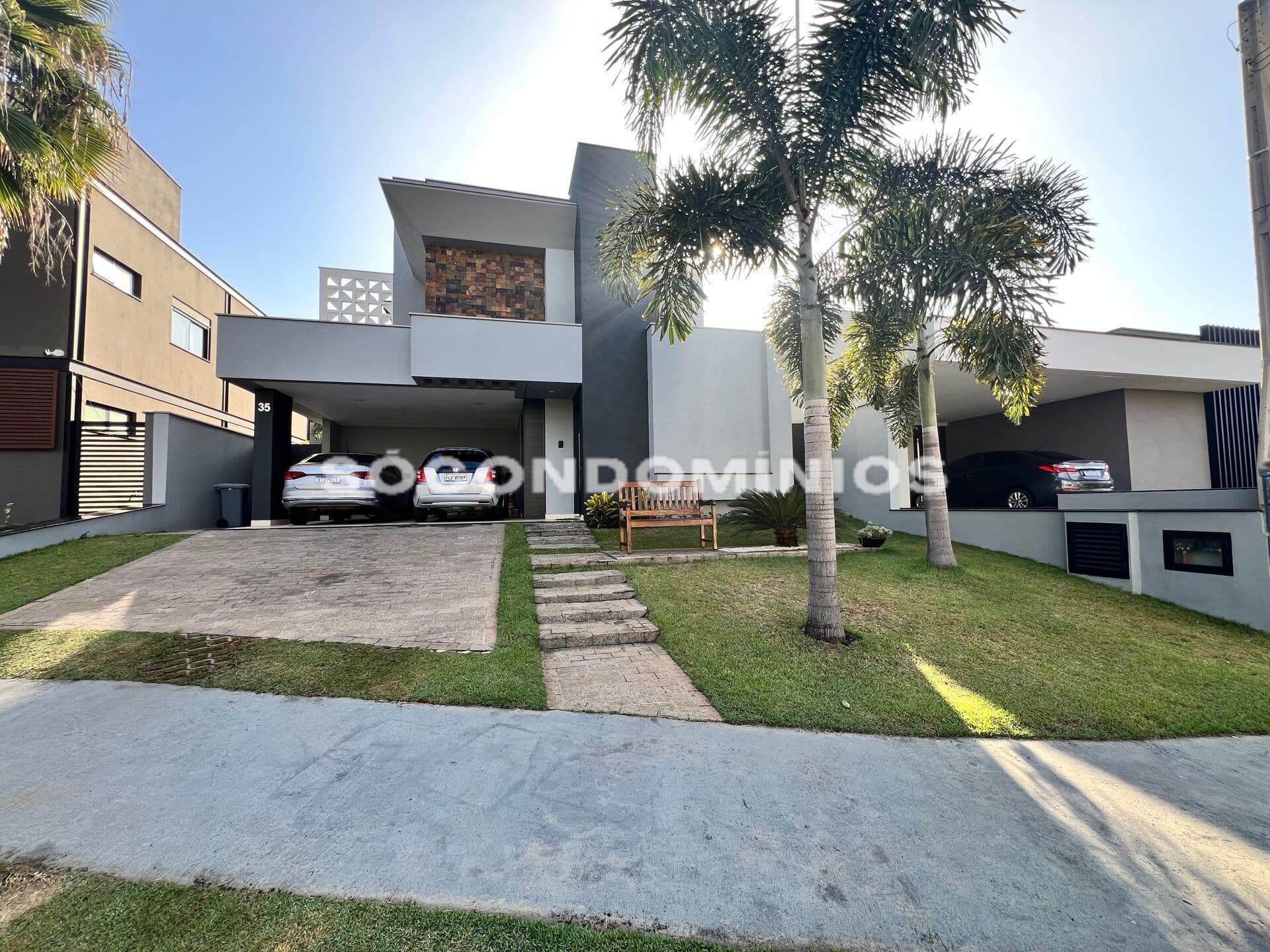 Sobrado com 3 suítes a venda no Villa Daquila. Condomínio fechado em Piracicaba SP