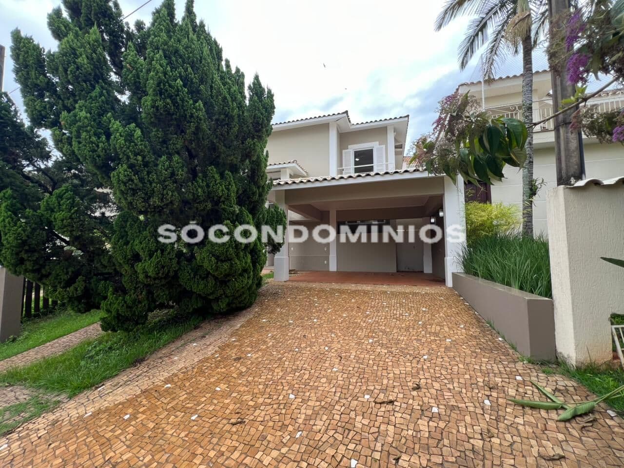 Casa sobrado a venda em Condomínio. Condomínio Terras de Piracicaba
