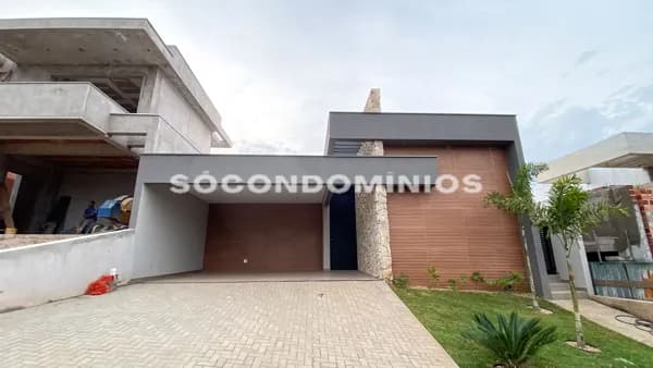 Casa Térrea com 3 suítes e 1 escritório no Damnha 2. Condomínio Fechado Bairro Ondas - Piracicaba