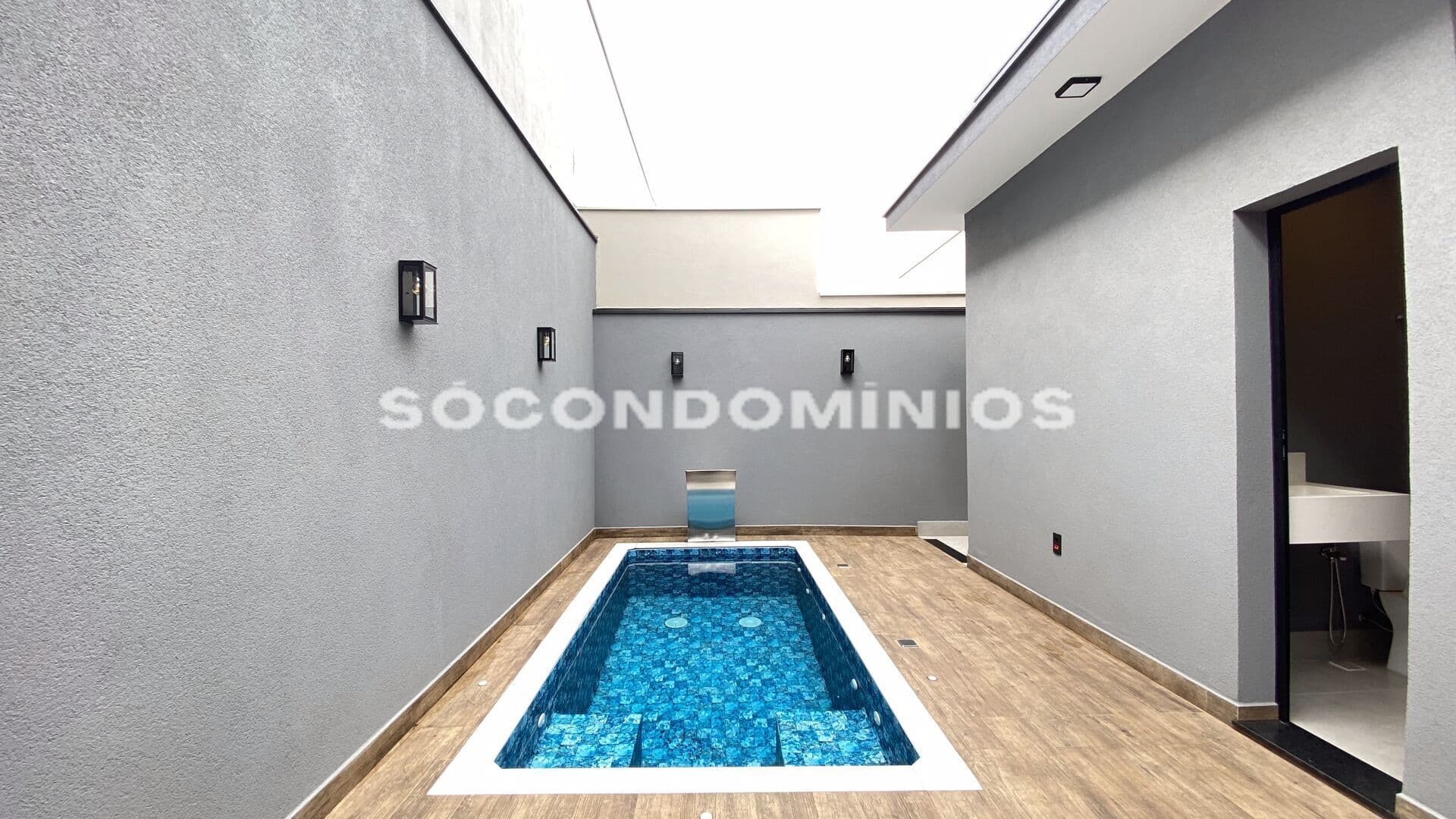 Casa com 3 quartos, sendo 1 suíte à venda no Mônaco. Condomínio fechado em Piracicaba SP