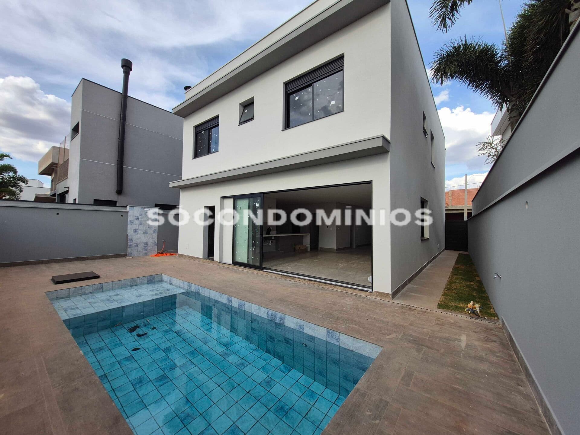 Sobrado Condomínio Villa Bela Vista