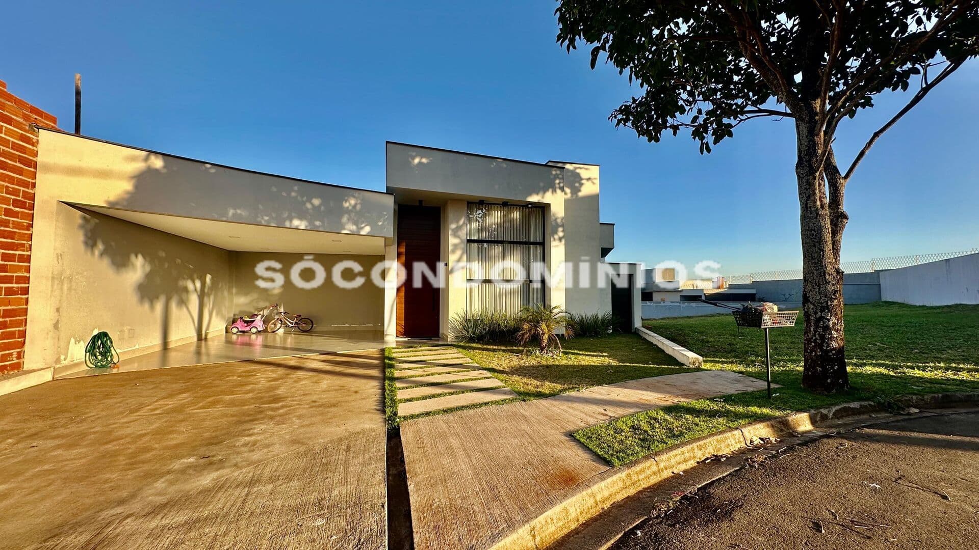 Casa térrea a venda em condomínio. Condomínio Park Unimep Taquaral
